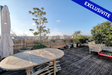 DUPLEX avec sejour et terrasse en dernier étage