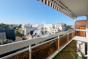 T4 a vendre aux Muriers, dernier étage, superbe vue, par Eric J immobilier