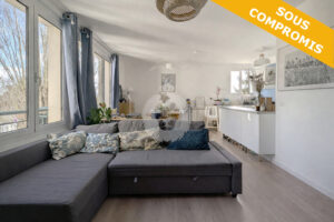 T2 AU MURIERS VENDU PAR ERIC J KING IMMOBILIER