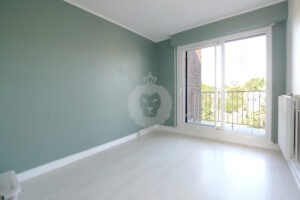 T3 DERNIER ETAGE A VENDRE PAR KING IMMOBILIER