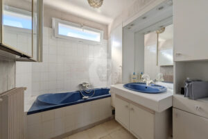 T3 POSSIBLE T4 A VENDRE QUARTIER LES MURIERS