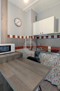 Studio meublé à louer au Parc Saint Maur par King immobilier