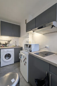 STUDIO LOUE MEUBLE A VENDRE LA VARENNE SAINT HILAIRE PAR KING IMMOBILIER